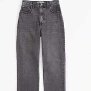 Abercrombie and Fitch 90's Straight Ultra High Rise